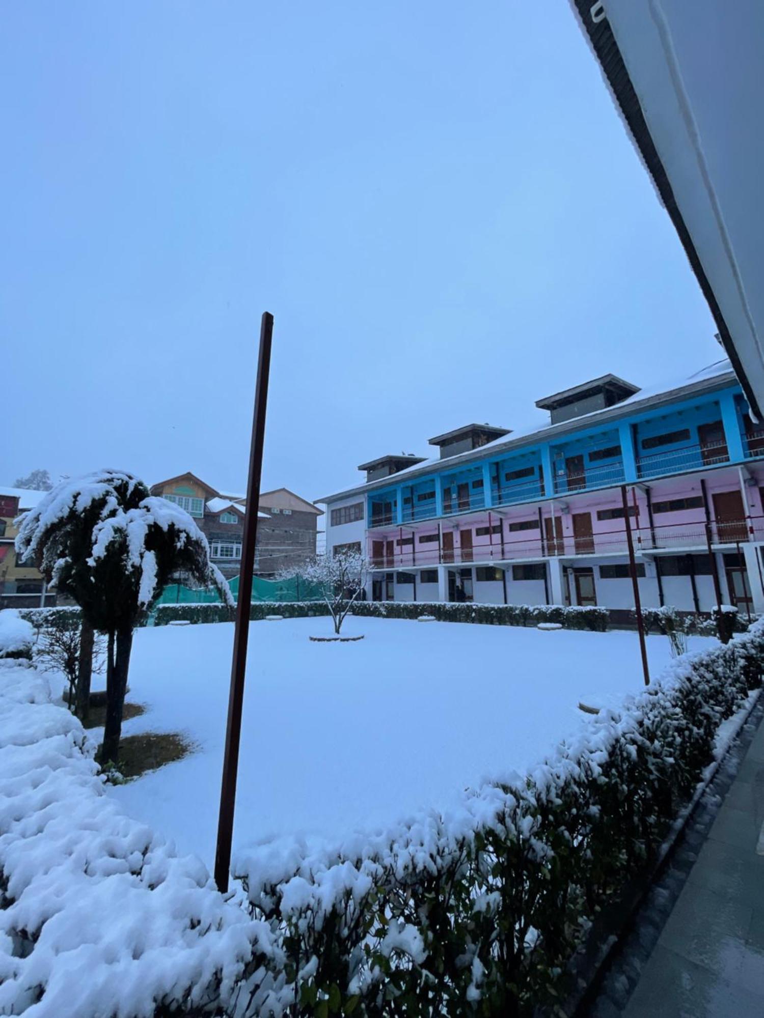 Hotel New Sahil Srīnagar 外观 照片